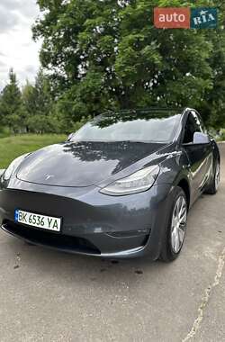 Позашляховик / Кросовер Tesla Model Y 2022 в Рівному