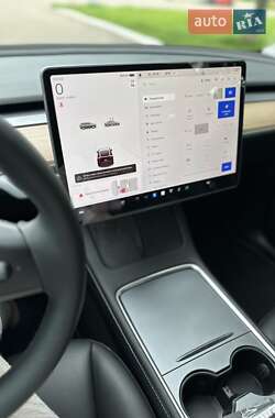 Внедорожник / Кроссовер Tesla Model Y 2022 в 
