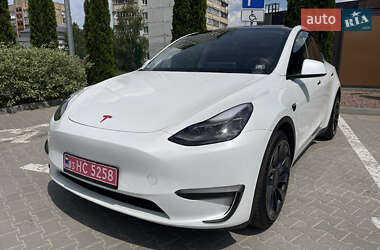Внедорожник / Кроссовер Tesla Model Y 2023 в 
