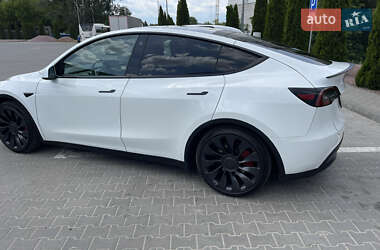 Внедорожник / Кроссовер Tesla Model Y 2023 в 