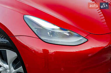 Внедорожник / Кроссовер Tesla Model Y 2021 в 