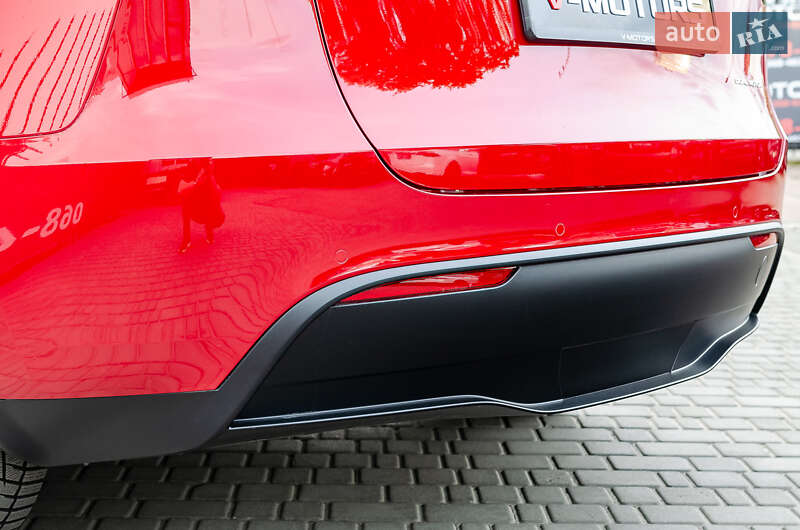 Внедорожник / Кроссовер Tesla Model Y 2021 в Киеве