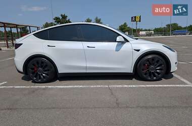 Позашляховик / Кросовер Tesla Model Y 2022 в Києві