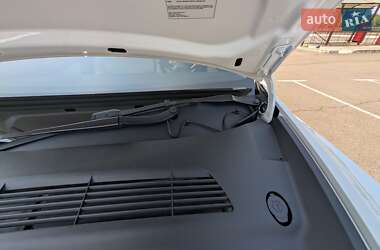 Позашляховик / Кросовер Tesla Model Y 2022 в Києві