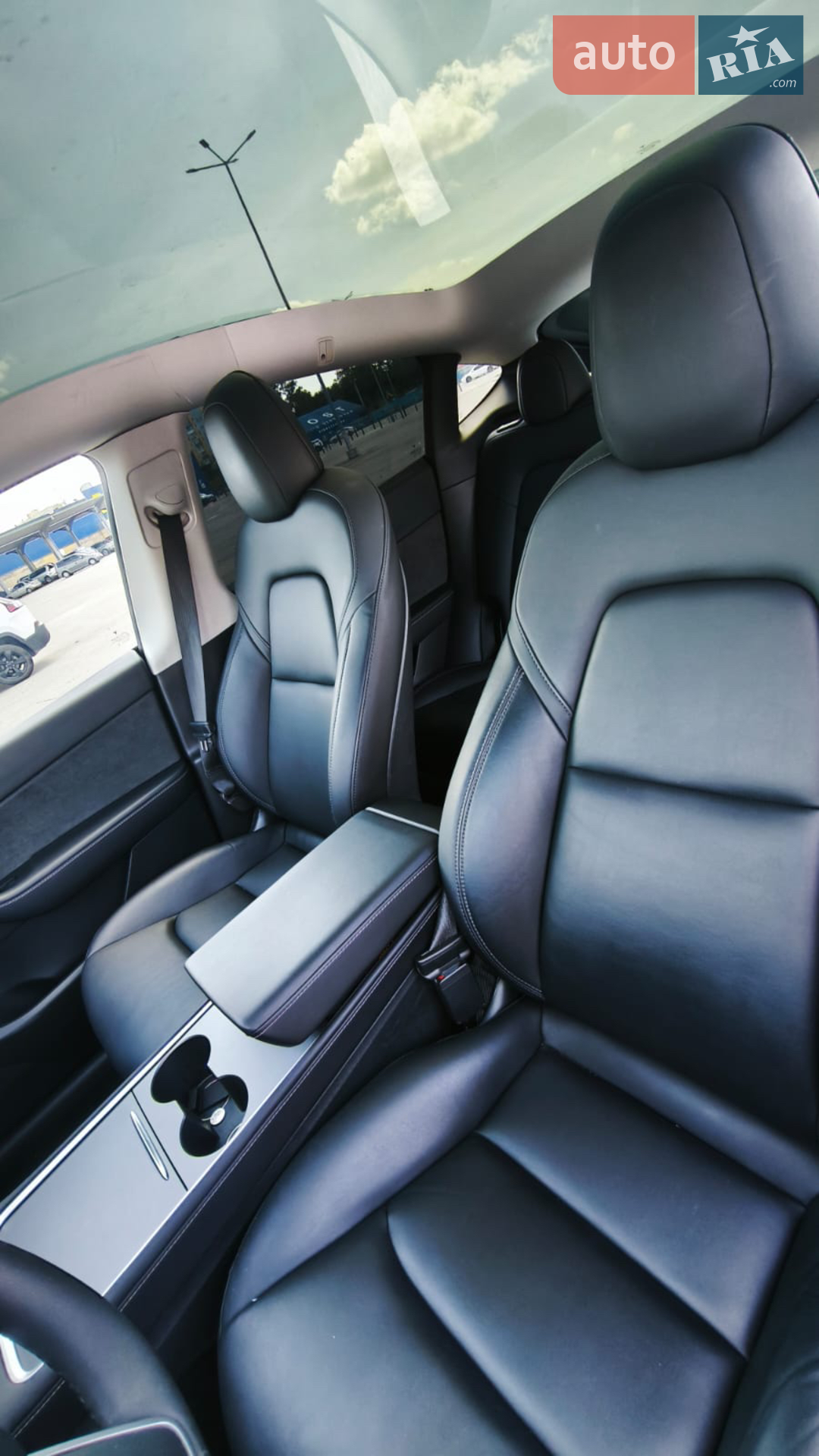 2022 Tesla Model Y - мініатюра 5