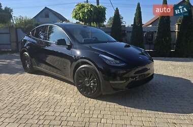 Внедорожник / Кроссовер Tesla Model Y 2021 в 