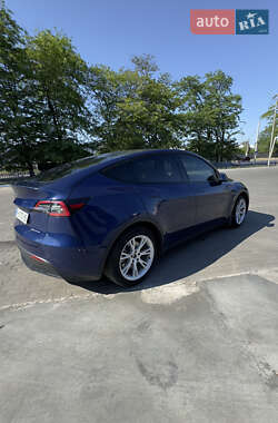 Внедорожник / Кроссовер Tesla Model Y 2021 в 