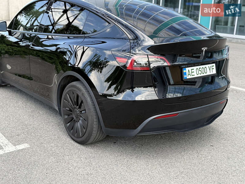 Внедорожник / Кроссовер Tesla Model Y 2023 в Днепре