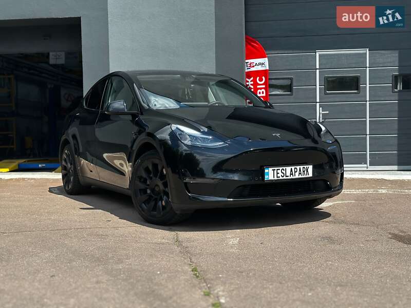 Tesla Model Y 2022