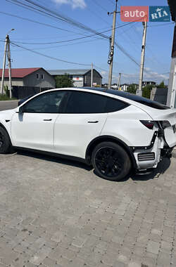 Внедорожник / Кроссовер Tesla Model Y 2021 в 