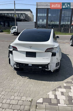 Внедорожник / Кроссовер Tesla Model Y 2021 в 