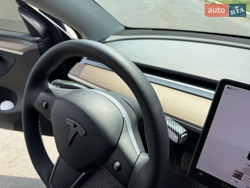 Внедорожник / Кроссовер Tesla Model Y 2024 в Ирпене