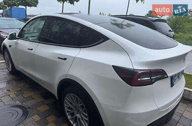 Позашляховик / Кросовер Tesla Model Y 2023 в 