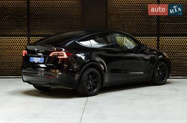 Позашляховик / Кросовер Tesla Model Y 2022 в 