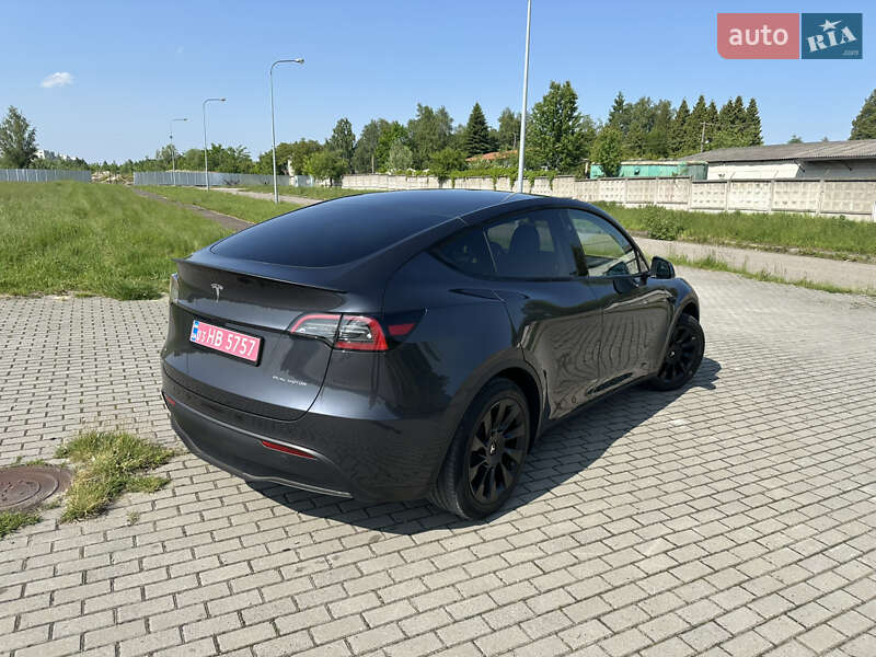 Позашляховик / Кросовер Tesla Model Y 2024 в Львові