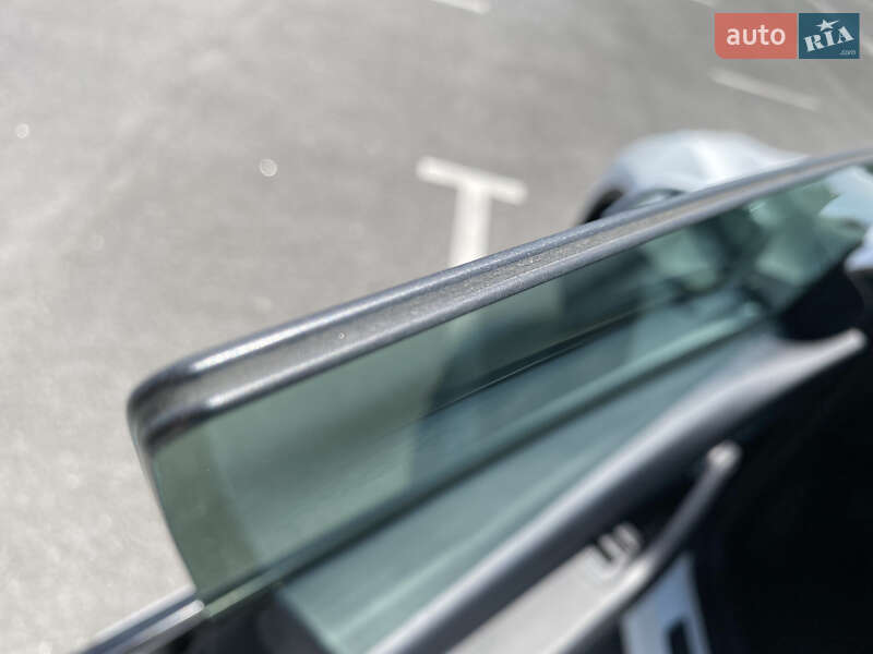 Внедорожник / Кроссовер Tesla Model Y 2021 в Львове