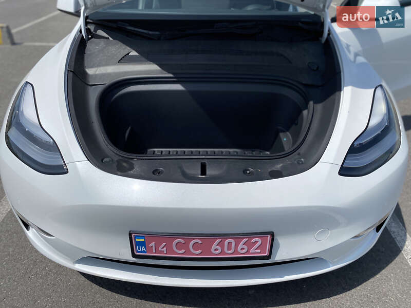 Внедорожник / Кроссовер Tesla Model Y 2021 в Львове