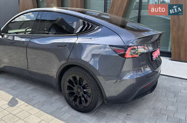 Внедорожник / Кроссовер Tesla Model Y 2021 в 