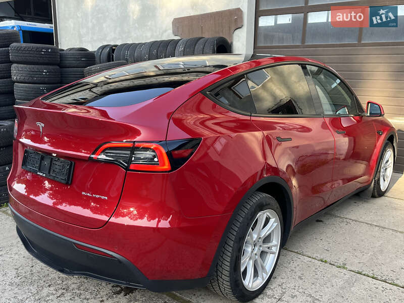 Внедорожник / Кроссовер Tesla Model Y 2022 в Стрые