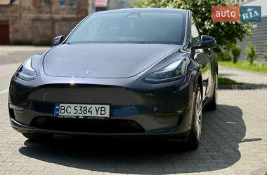 Позашляховик / Кросовер Tesla Model Y 2023 в 