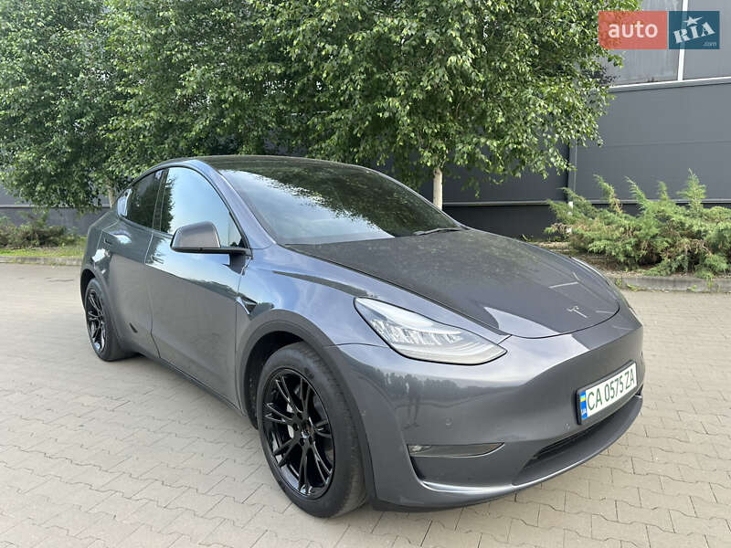 Позашляховик / Кросовер Tesla Model Y 2021 в 