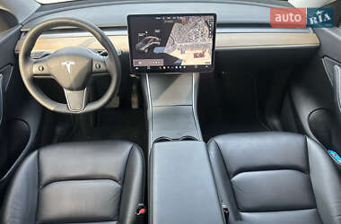 Позашляховик / Кросовер Tesla Model Y 2021 в 