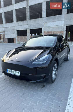 Внедорожник / Кроссовер Tesla Model Y 2023 в Тернополе