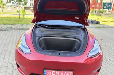 Внедорожник / Кроссовер Tesla Model Y 2021 в 