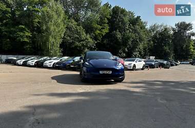 Позашляховик / Кросовер Tesla Model Y 2024 в Києві
