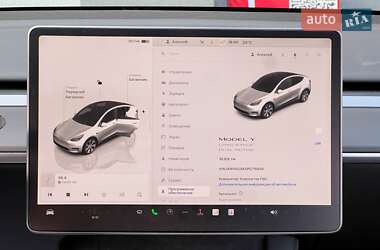 Позашляховик / Кросовер Tesla Model Y 2023 в 
