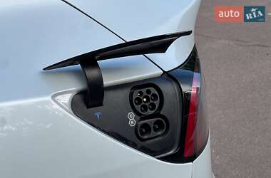 Позашляховик / Кросовер Tesla Model Y 2023 в 
