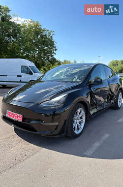 Внедорожник / Кроссовер Tesla Model Y 2022 в 