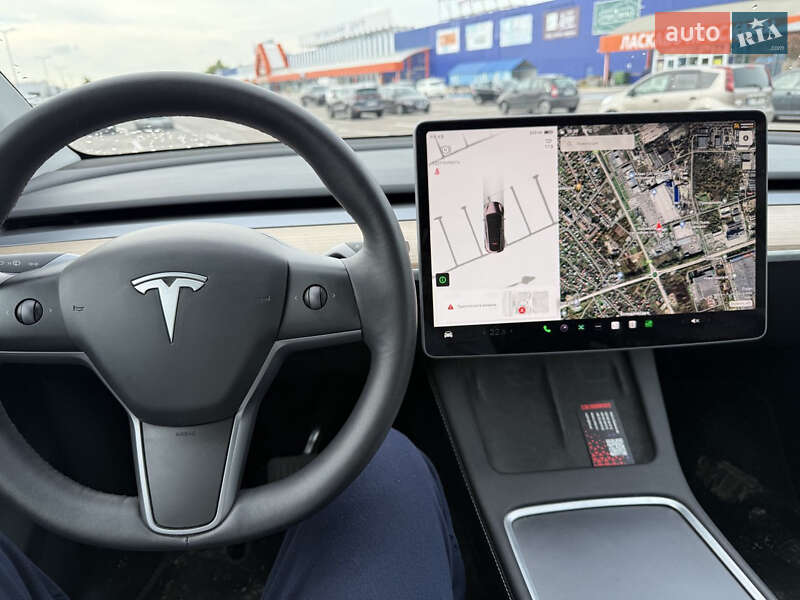 Внедорожник / Кроссовер Tesla Model Y 2023 в Львове