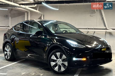 Внедорожник / Кроссовер Tesla Model Y 2021 в 