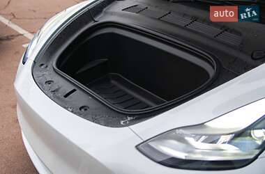 Внедорожник / Кроссовер Tesla Model Y 2022 в 