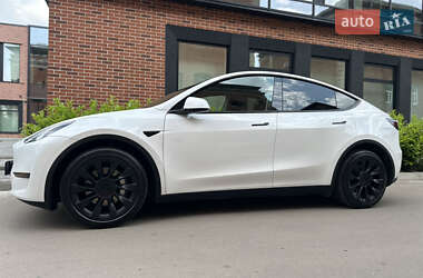 Внедорожник / Кроссовер Tesla Model Y 2020 в 