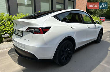 Внедорожник / Кроссовер Tesla Model Y 2020 в 