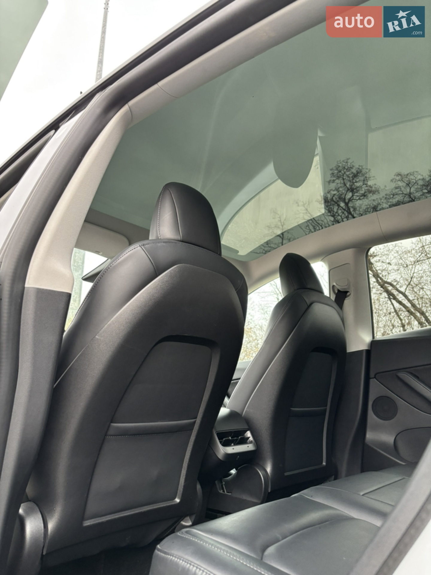 2020 Tesla Model Y - мініатюра 12