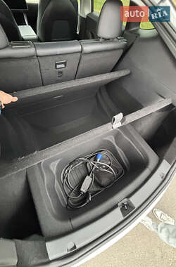 Внедорожник / Кроссовер Tesla Model Y 2020 в Киеве