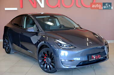 Внедорожник / Кроссовер Tesla Model Y 2023 в 