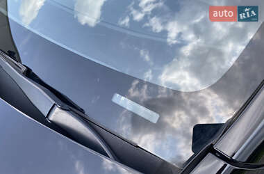 Позашляховик / Кросовер Tesla Model Y 2022 в 