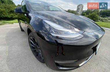 Позашляховик / Кросовер Tesla Model Y 2022 в 