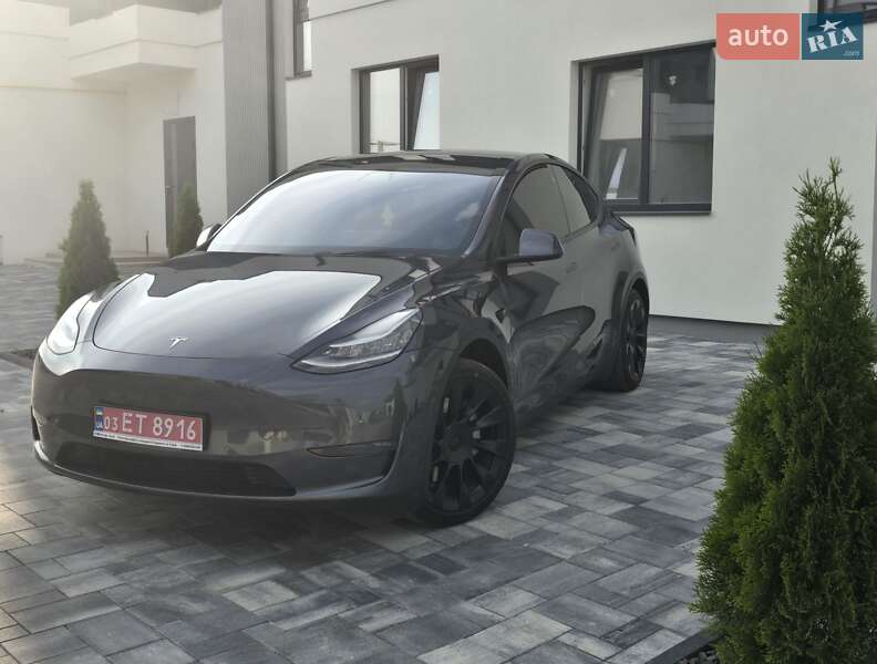 Внедорожник / Кроссовер Tesla Model Y 2021 в Ровно
