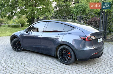 Внедорожник / Кроссовер Tesla Model Y 2021 в 