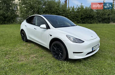 Внедорожник / Кроссовер Tesla Model Y 2023 в Львове