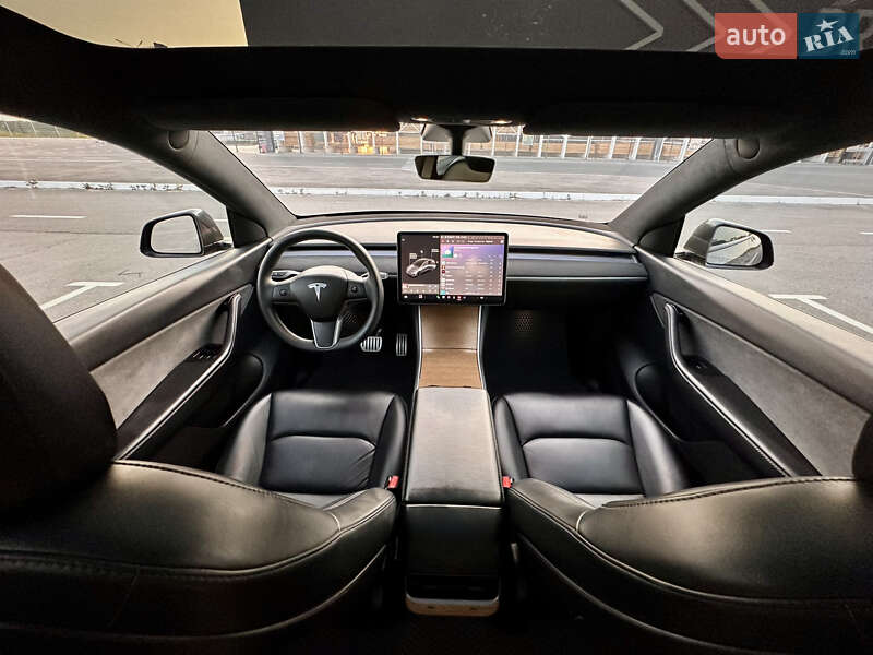 Позашляховик / Кросовер Tesla Model Y 2020 в Дніпрі