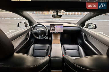 Позашляховик / Кросовер Tesla Model Y 2020 в 