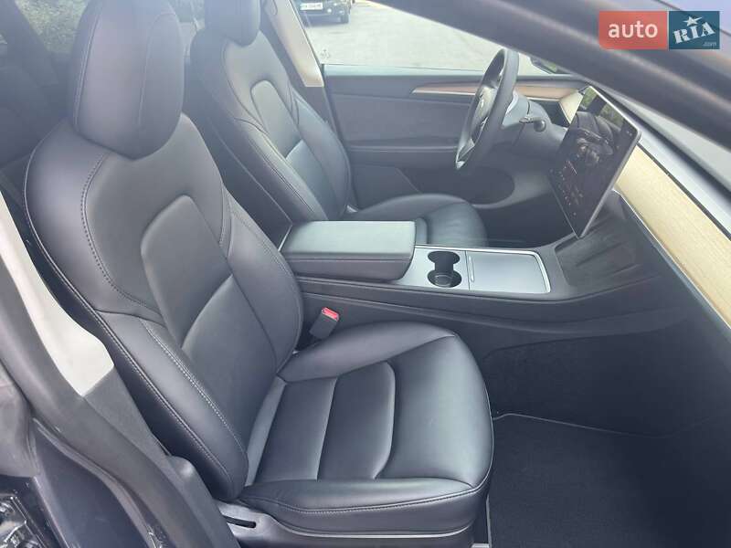 Внедорожник / Кроссовер Tesla Model Y 2022 в Киеве фото 12 Внедорожник / Кроссовер Tesla Model Y 2022 в Киеве