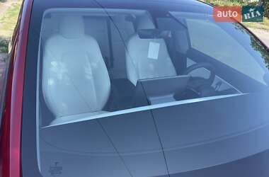 Внедорожник / Кроссовер Tesla Model Y 2021 в 