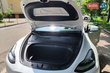 Внедорожник / Кроссовер Tesla Model Y 2020 в 